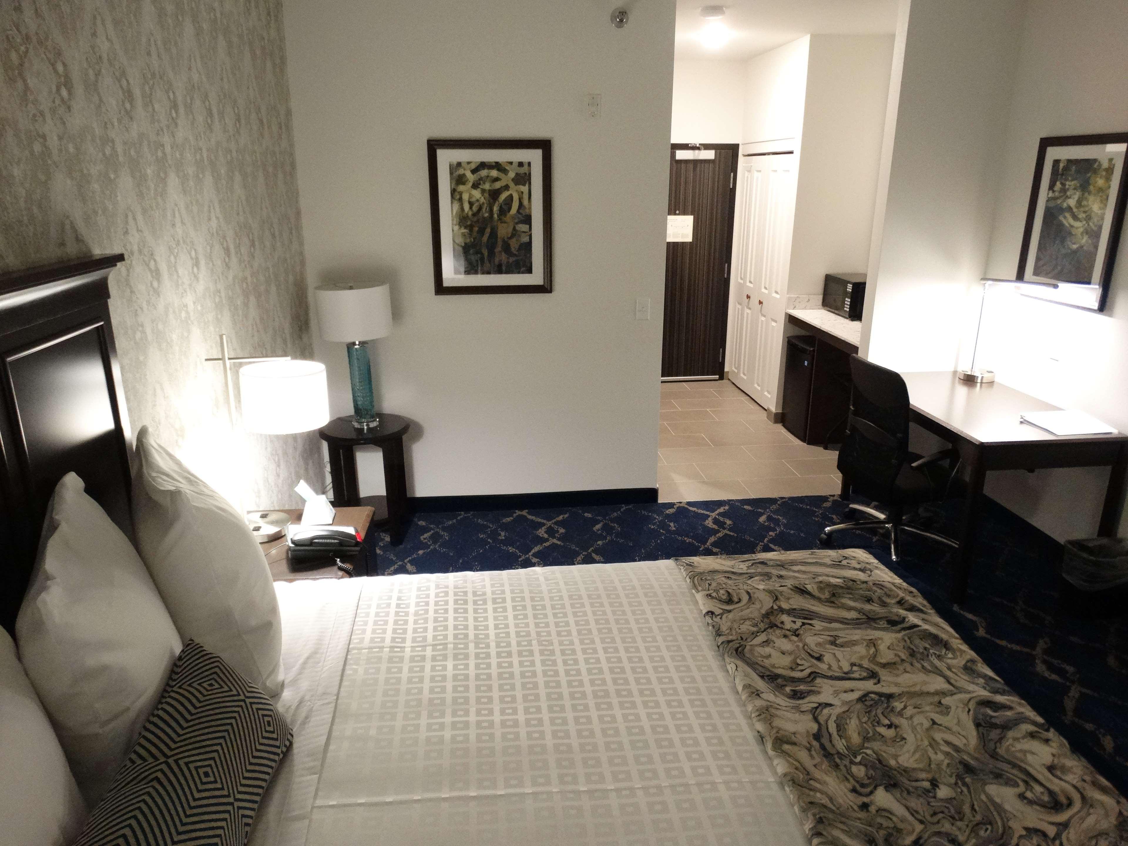 Best Western Plus New Richmond Inn & Suites Экстерьер фото