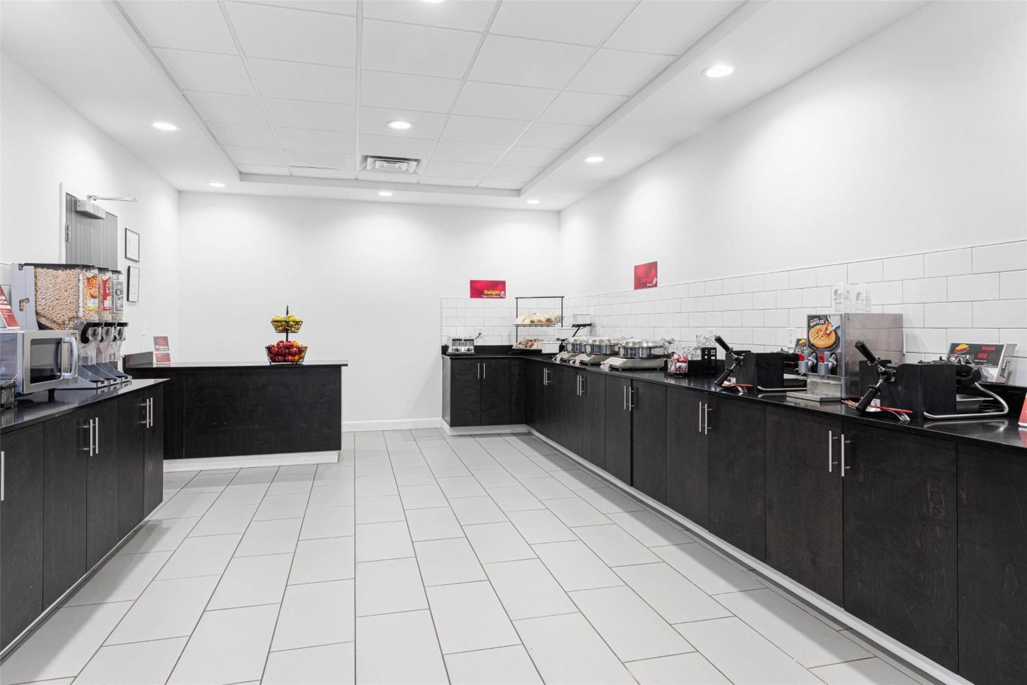 Best Western Plus New Richmond Inn & Suites Экстерьер фото