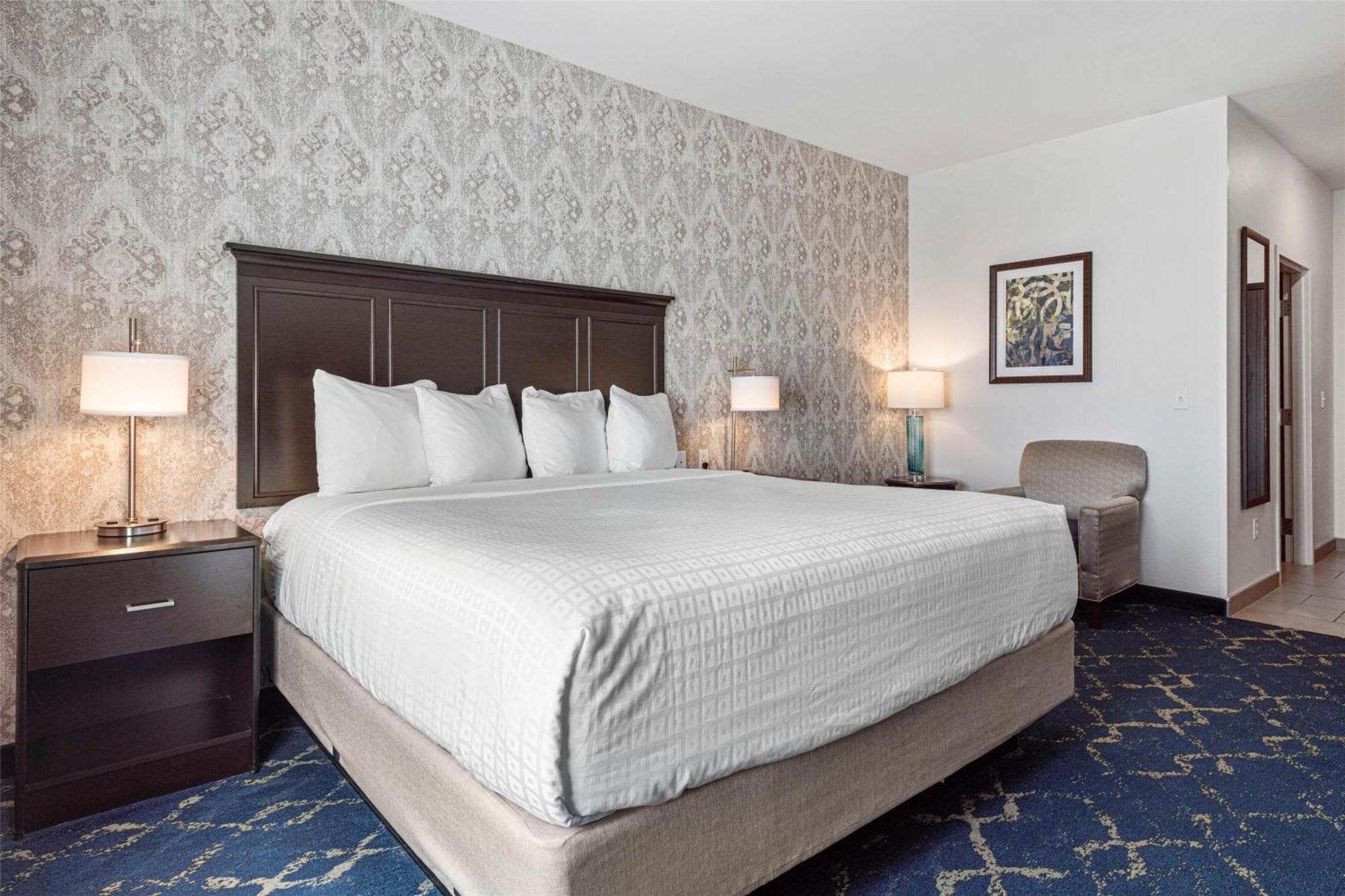 Best Western Plus New Richmond Inn & Suites Экстерьер фото